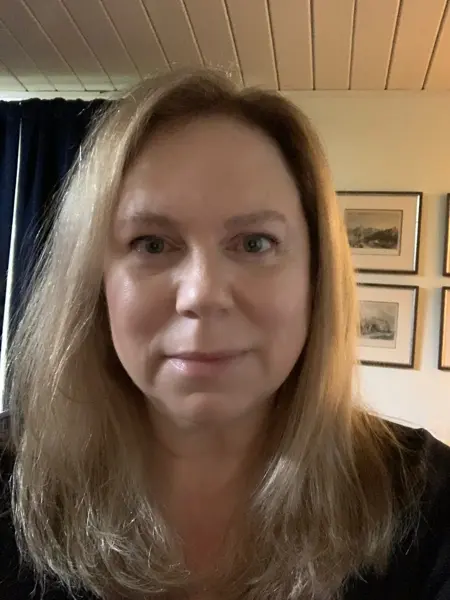 Link to an attending person's profile