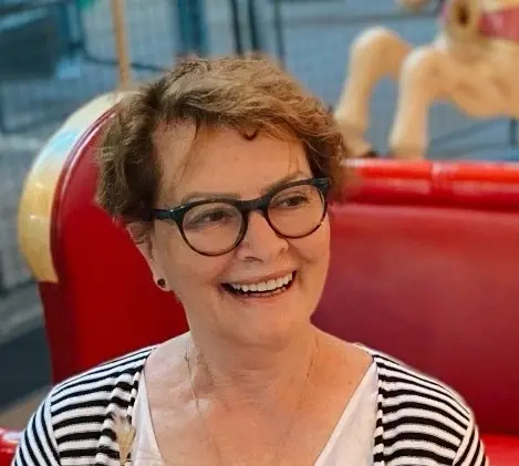 Link to an attending person's profile