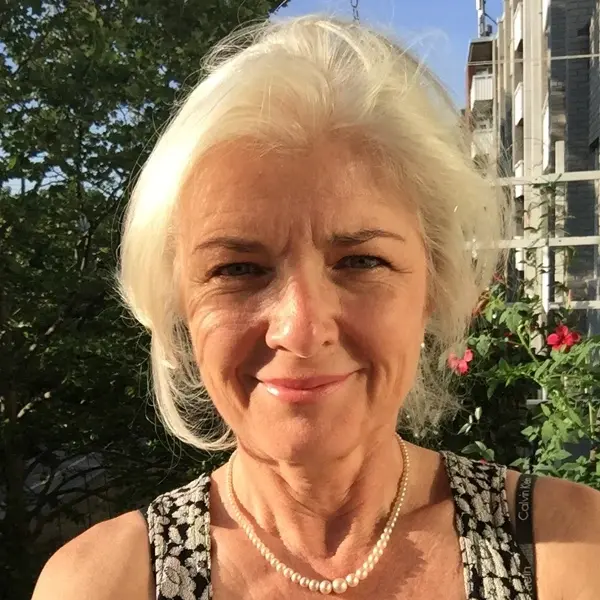 Link to an attending person's profile