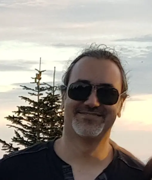 Link to an attending person's profile