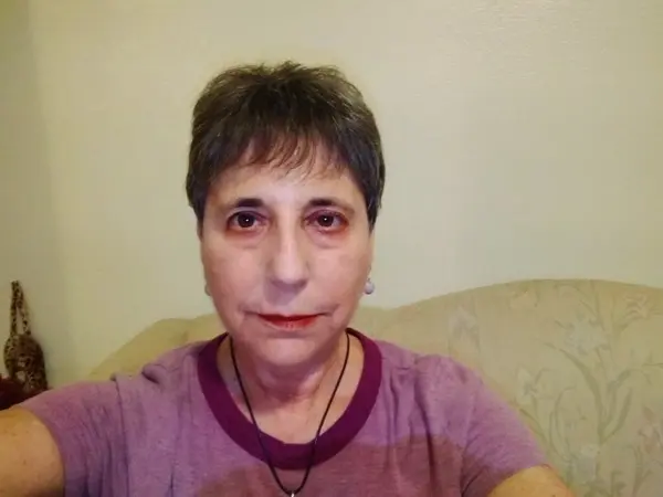 Link to an attending person's profile