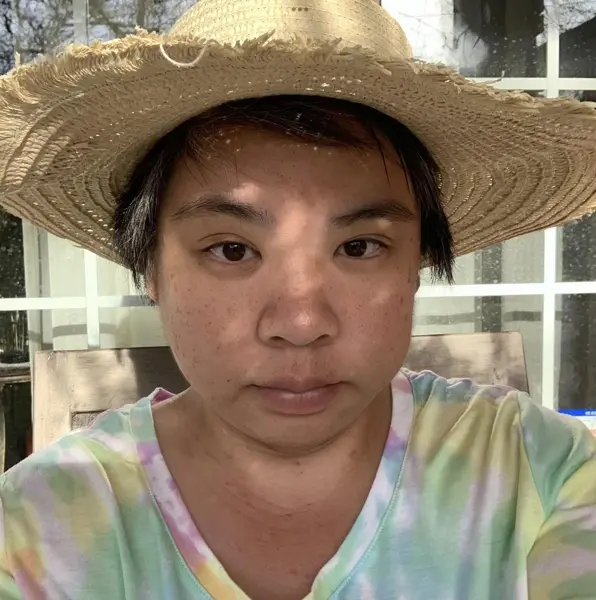 Link to an attending person's profile