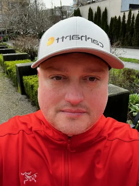 Link to an attending person's profile