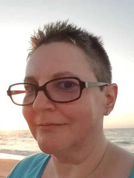 Link to an attending person's profile